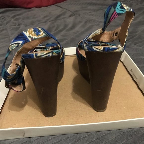 Platform Block Sandals 8M - Picture 3 of 4